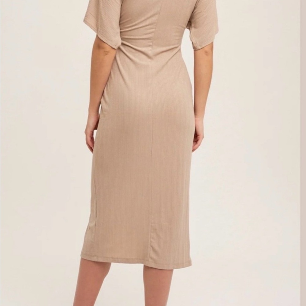NWT Women’s Hem & Thread Twisted Front Midi Beige Boutique Dress M - Picture 3 of 4